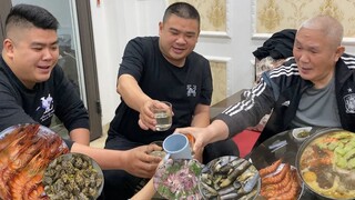 Lẩu Cá Chép Giòn Mừng Sinh Nhật “ Gã Đầu Bạc”zzzzz