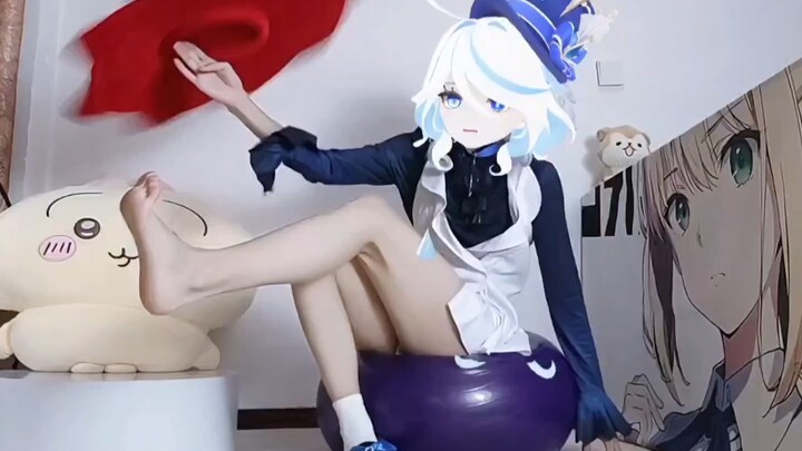 استيقظ مبكرًا وقم بلف منديل بيديك باستخدام قدميك للاستمتاع.