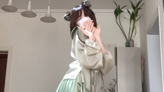 牛批成都人穿牛批熊猫汉服跳舞