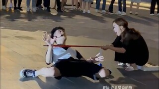 นี่ นี่ นี่...นี่คือสิ่งที่มนุษย์ทำได้เหรอ?