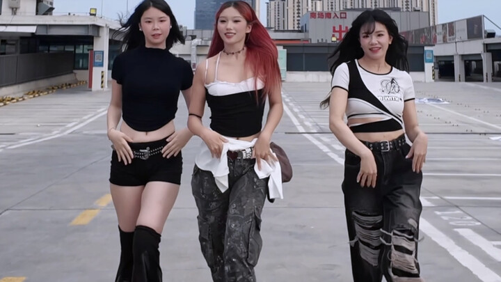 [Li Tiechui] สาวๆ แกงกะหรี่ บะหมี่หอยทาก เพลงใหม่ สุดเจ๋ง กล้องพลิกเร็ว สุดอลังการ