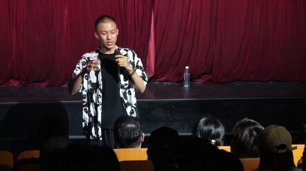 Strange Crouching Dragon and Phoenix Chick - Fu Hang Talk Show