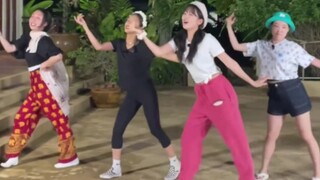 Ahn Yujin x Mimi x Lee Youngji x Lee Eunji's dance video for "BLACKPINK - Like the Last" is released