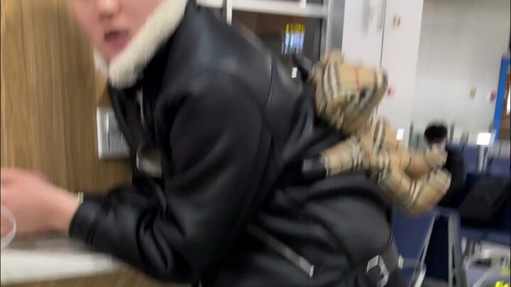 ซานหาง: สายการบินรัสเซียที่เหมาะกับเด็กจีนมากกว่า