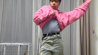 那个跳舞很爱撩衣服的人belike: