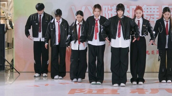 เด็กฝึก SM เดินทางมาถึงฉางชา! คุณเลือกใคร? โชว์สด Sherlock and Lucifer 4K 60fps HD [VX Random Dance]