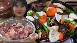 Vlog 128 |Dâu Việt nấu món sườn bò hầm갈비찜 cả nhà đều bất ngờ