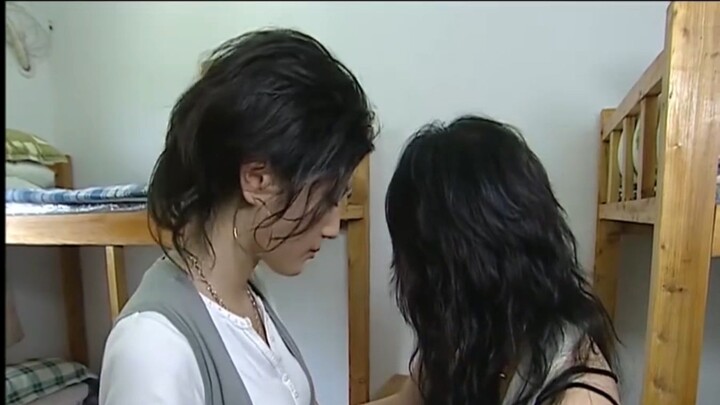 Zhongbai: Sayang, jangan menatapku dengan tatapan seperti itu, aku bisa gila nanti.