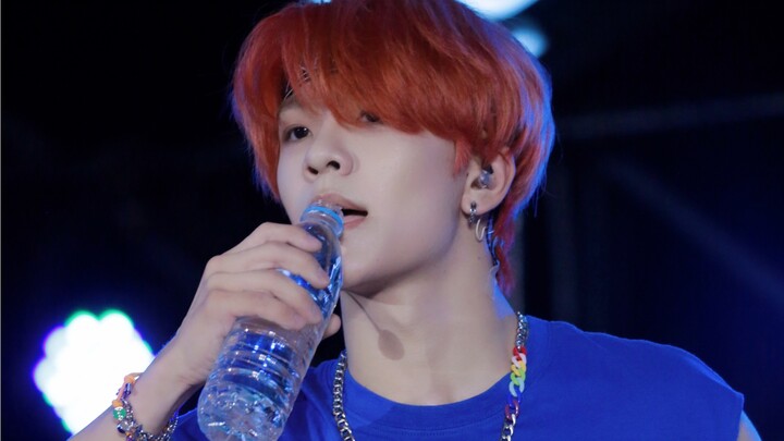 重新定义在舞台上的游刃有余  舞龄十二年是种什么样的体验【BOYSTORY贺鑫隆】