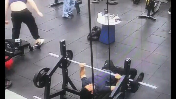 A guy was working out at the gym and, after taking off his glasses, accidentally mistook a girl’s br