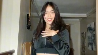 Cute Dance  ni idol