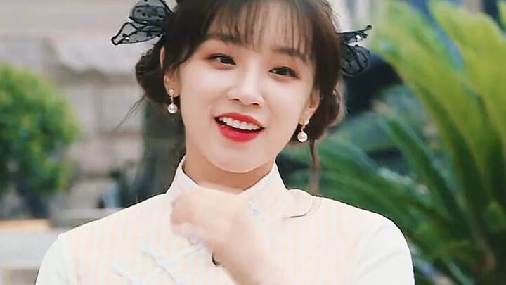 [Song Yaqi] She’s totally got it on Running Man too—her sika deer look in that episode had me hooked