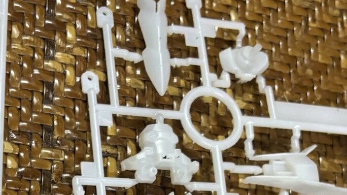 The test mold of the beautiful nameless heretic has arrived. Nightingale is still repairing the mold