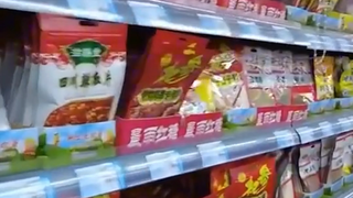 感觉再过段日子俄罗斯的人开始稀饭配榨菜了，，，