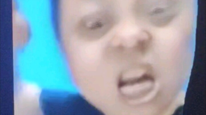 صغير النسر من بيت مَن؟