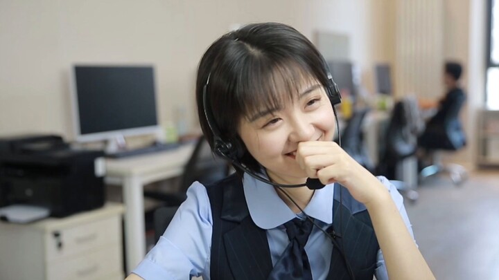 【Chị nhân viên chăm sóc khách hàng game】Hình như vừa kể một câu cười nhạt, nhưng chỉ cần giúp được b