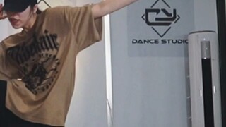 【XF】 Bukankah ini lebih tampan dari pacarmu! Versi depan dari aran* hiphop yang sangat tampan da