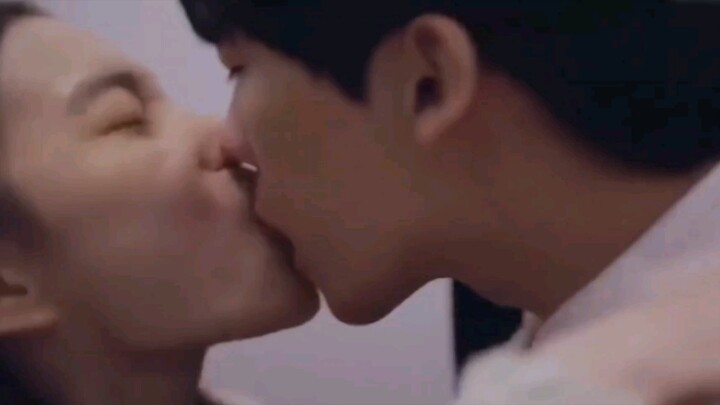 (ภาพยนตร์) ฉากจูบสุดเร่าร้อนในภาพยนตร์เกาหลี 
