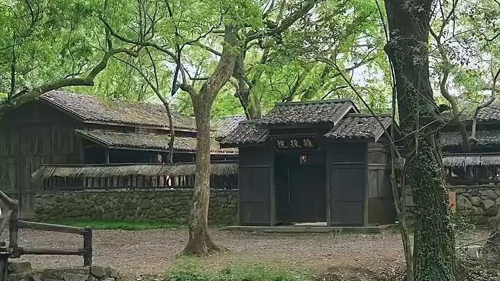 Chinese Short Drama With the help of a vessel I became very strong