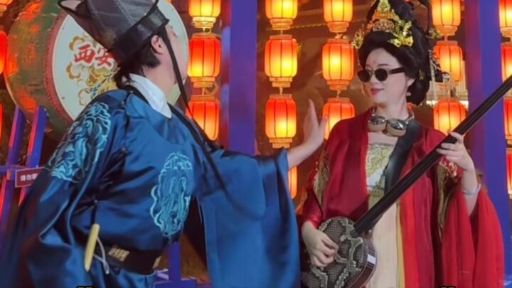 尬舞我们自有人选！！！我们大三弦怎么跟这个音乐那么搭配呢！！！