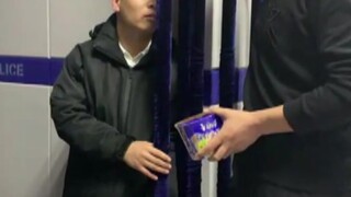 จางเต้าจ่างพาตัวเองเข้าไปอยู่ในห้องเดี่ยวตอนต่อไป... มีเพื่อนร่วมทีมแบบนี้ ฉันสามารถวาร์ปไปทุกมุมของ