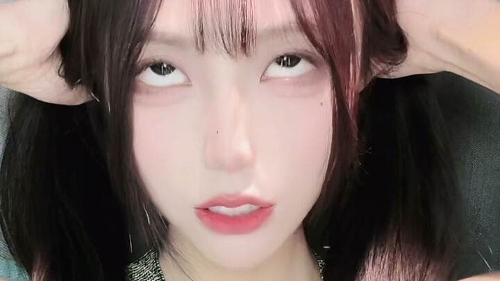 DY🍓Want to eat strawberries screen recording