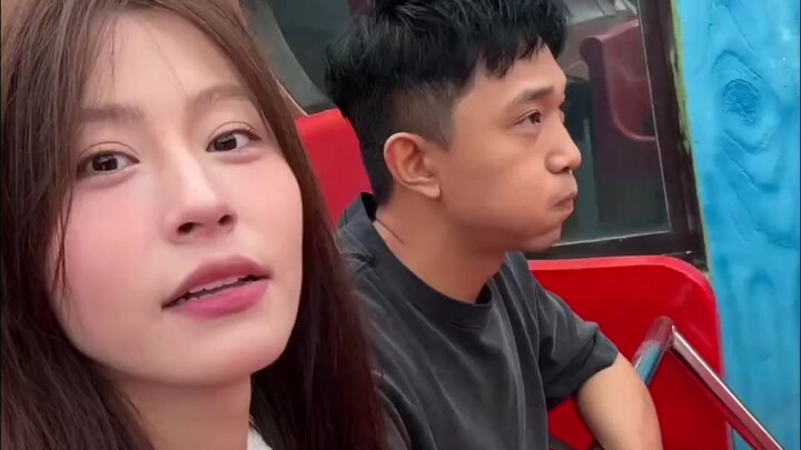 一定要和喜欢的人一起去一次主题乐园吧！