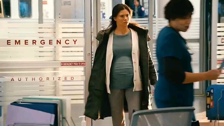 Woman Over 9 Months Pregnant, But Husband Is Dating the OB/GYN — American Drama “Giving Birth” | Pre