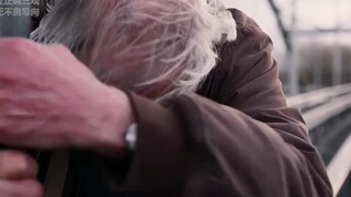 老头在跳河时忽然意识到，自己还没有给女儿留下遗书 "赫尔曼