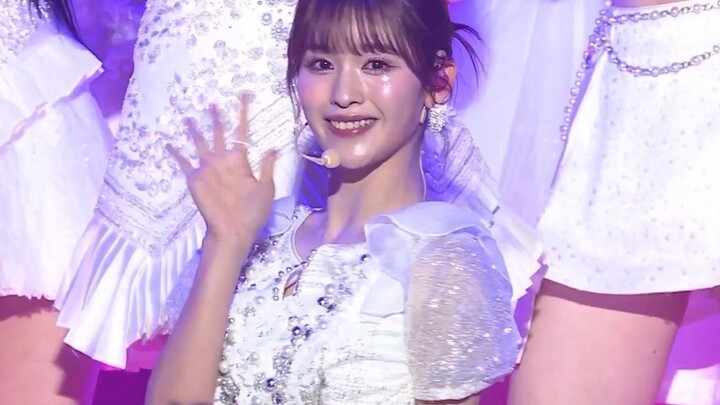 Panggung Upacara Penghargaan ME:I & ME+ClickMAMA