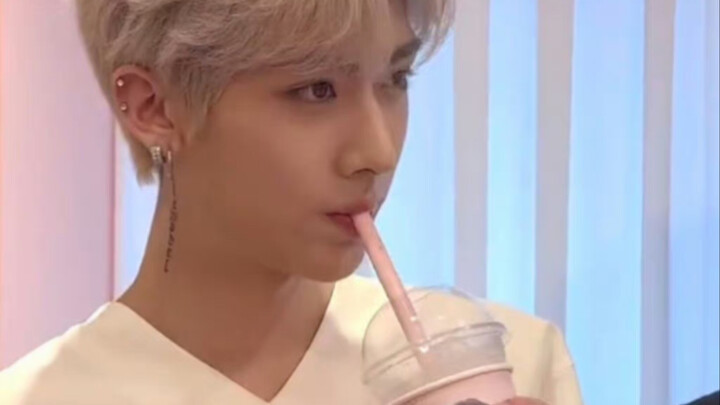 ข้าพเจ้าขอยกให้เขาเป็น… เทพแห่งความตัดกันของการคัดเลือก…