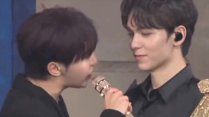 【ส่วยกว้าน】ชุดคู่รักในตอนเดียวกัน ลัลลี่ที่ร้องเพลงมาถึงหน้าคุณ บอกมาซิว่าสอนกันแบบไหนในสายตาคนนอก?