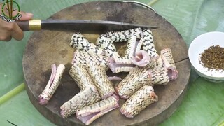 Rắn Bò Lên Mâm - Thịt Quay Vào Bếp