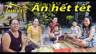 Rủ chị hàng xóm ăn hết tết [Nam Việt 1943] đốt Đèn măng xông Aida ( Ếch Đa)