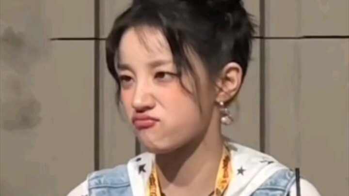 “My pot flew away~” Hahahahaha, Yujqi is so sad to learn that Guo Jie is graduating and going back t