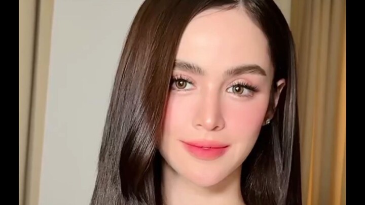 Very Beautiful Filipina