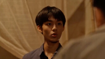 The helpless father chose to let bygones be bygones, but thankfully, the eldest brother was there to