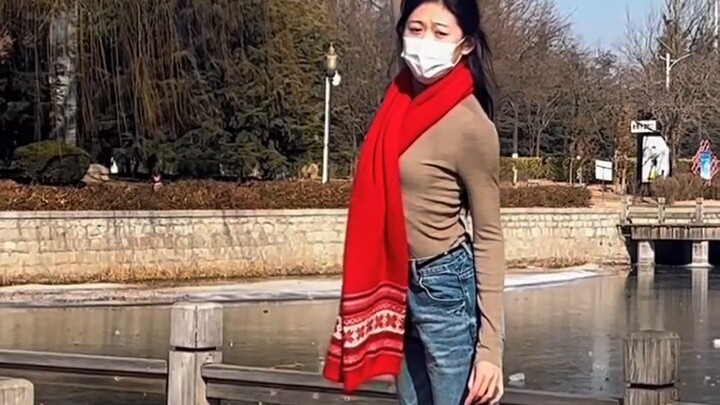 [Faye Wong - Apa yang Dunia Berikan Kepadaku] Semoga semua orang diperlakukan dengan baik di tahun b