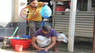 ในบอลลูนคนงานใน COCA Cola PRANK! เฉพาะ BALLOON COCA COLA hair KEREMIN JOKE PART 1