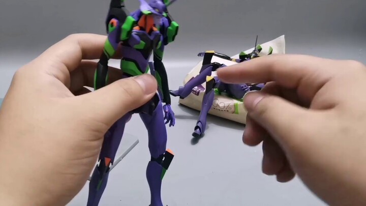 It has that flavor!!! A brief talk about the most realistic movie version of the assembled Eva-01 Ko