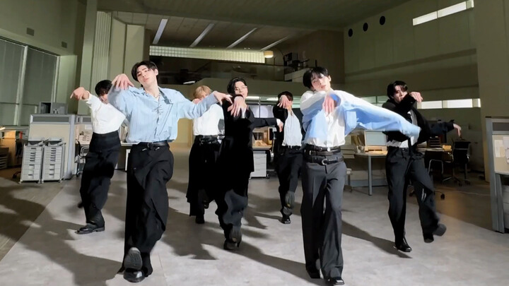 Great makeup and styling! ENHYPEN’s “No Doubt” dance challenge! MV looks.