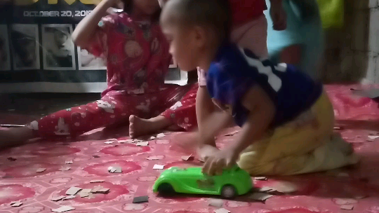 Liahona Nicole playing with her cousin...🥰🥰🥰