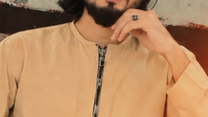 لا یکلف
