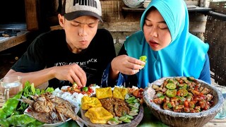 Bikin Gak Bisa Berhenti Makan, BEBERUK TERONG, Asin KORO, Sambel Pedas Pete, Masak di Desa