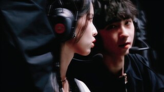 Live broadcast only! 800 sneak peeks a minute! I just want to play games with Dudu!
