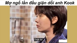 Mợ ngố giận dỗi anh KOOK #funny #haihuoc