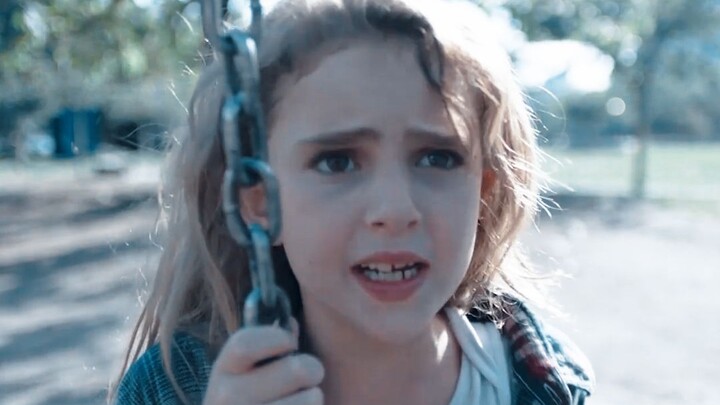 7-year-old girl awakens superpowers and bravely rescues her mother by venturing into the dungeon alo