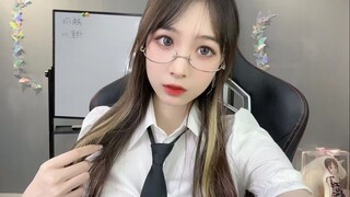 会发光的嗨丝？