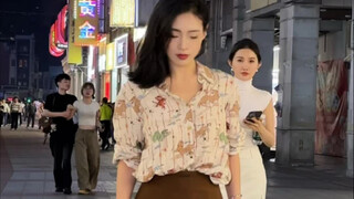 步伐练熟，以后和男朋友逛街就这么走