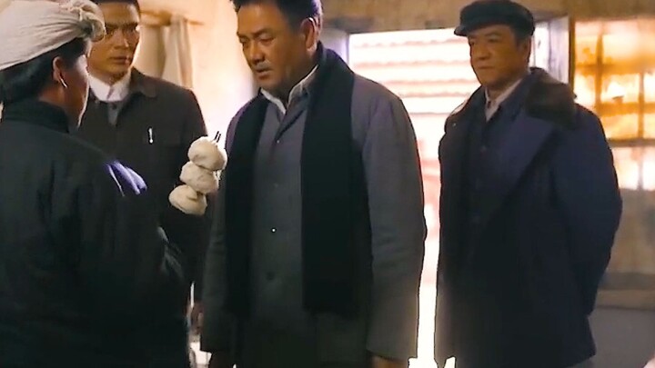 เกษตรกรทั่วประเทศกำลังอดอยาก แต่สมาชิกในครอบครัวของข้าราชการกลับได้กินเนื้อติดมันทุกมื้อ